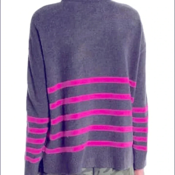 Vince Camuto Women’s Lightweight Turtleneck Sweater Dark Gray Size Medium - Picture 2 of 8